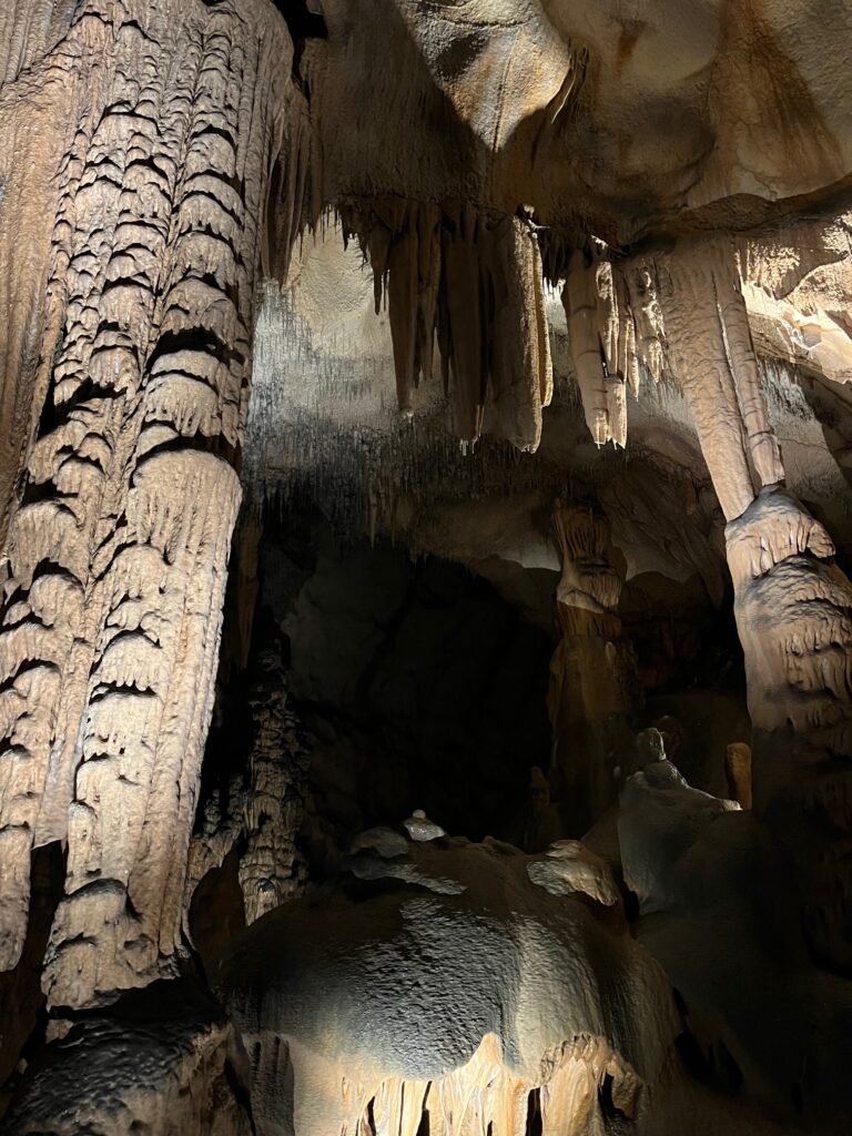 Grotte Saint Marcel
