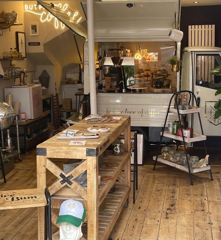Cositas on Holywell Hill