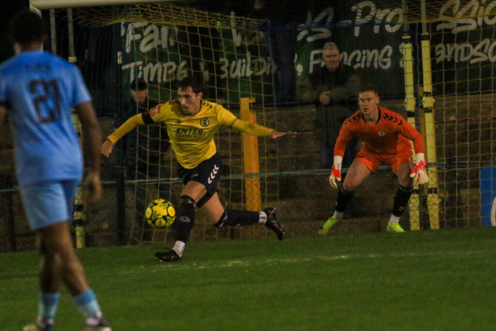 St Albans City FC vs Brentwood. Photo: Jim Standen