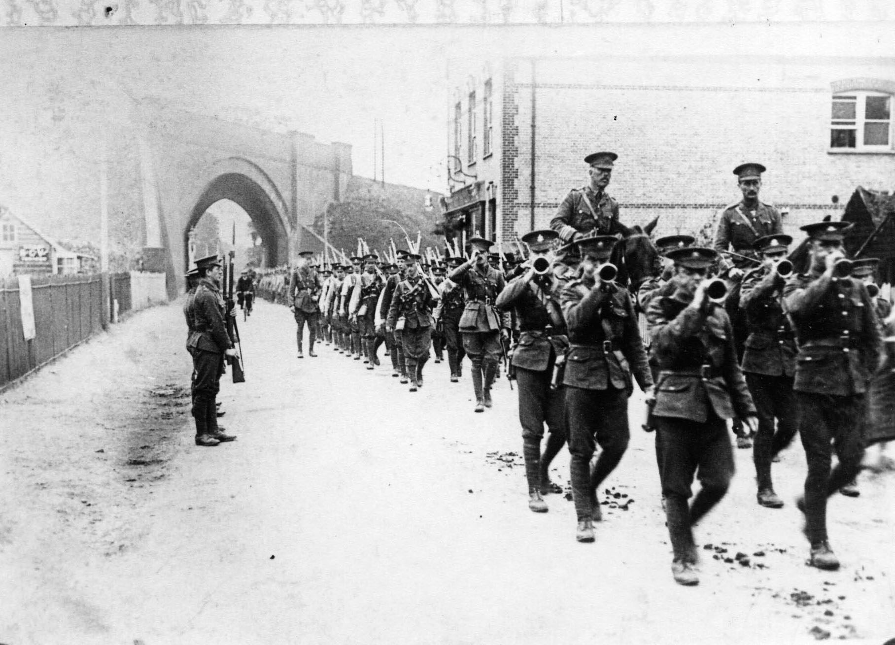 Soldiers marching to Southdown - the Skew Bridge in the background.