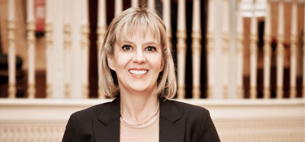 Dr Suzy Walton