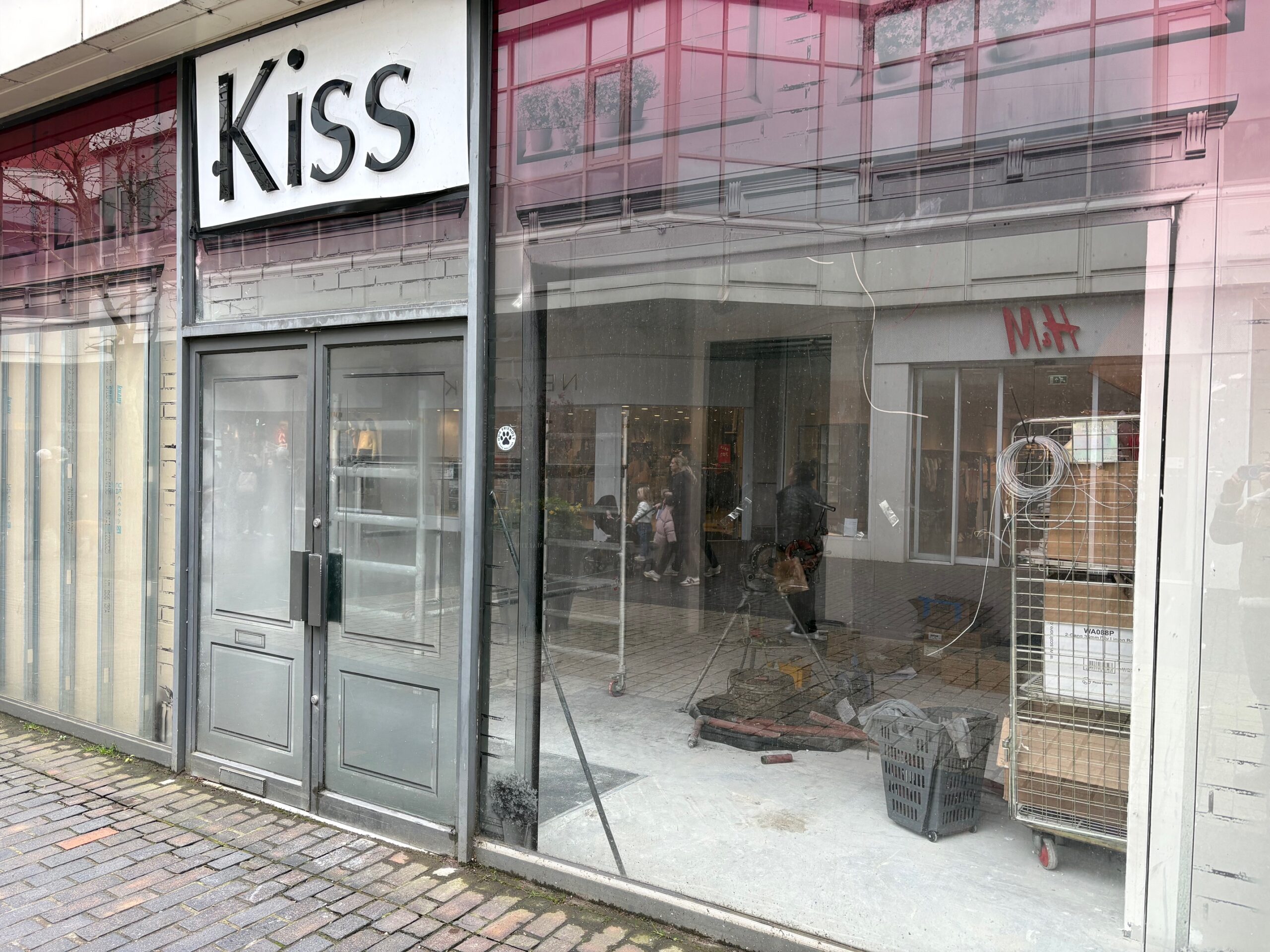 The former Kiss store in The Maltings Shopping Centre.