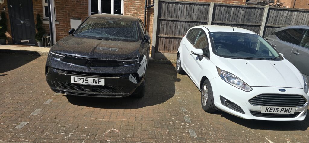 Dust is covering vehicles in Frogmore and Park Street