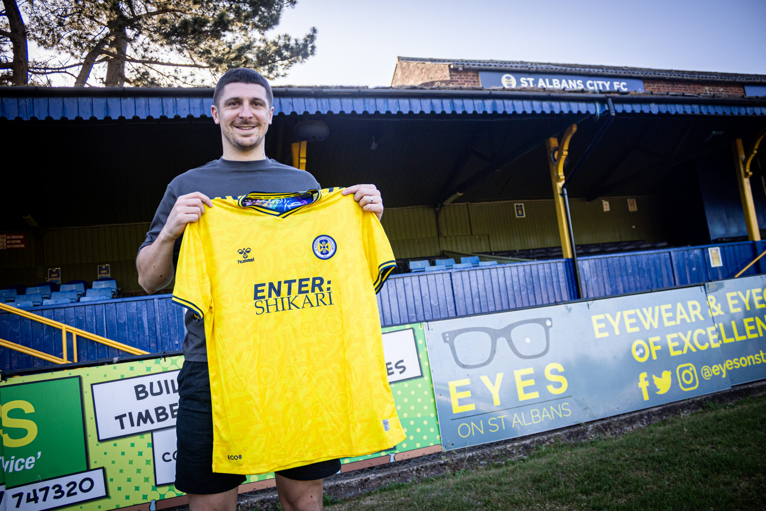 Jake Gray has signed for St Albans City FC.