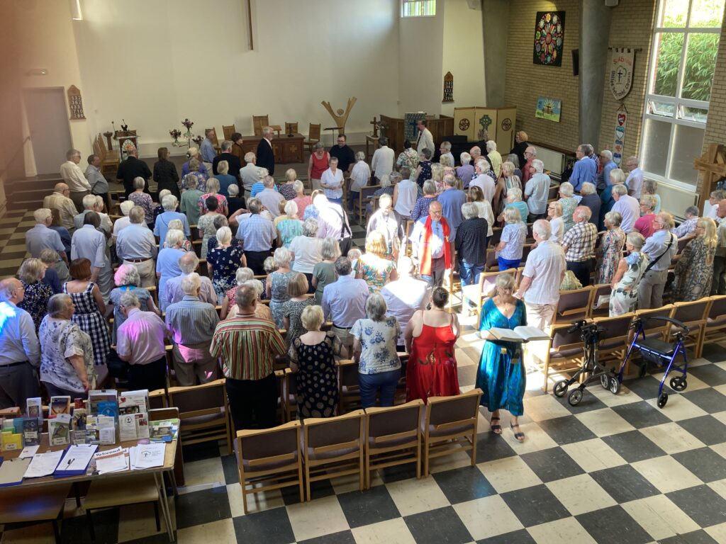 Revd Naomi Young-Rodas has been inducted at St Albans URC