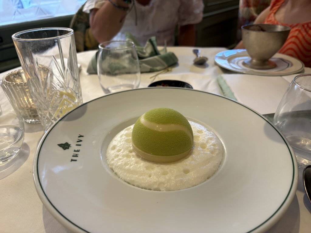 Centre Court bombe