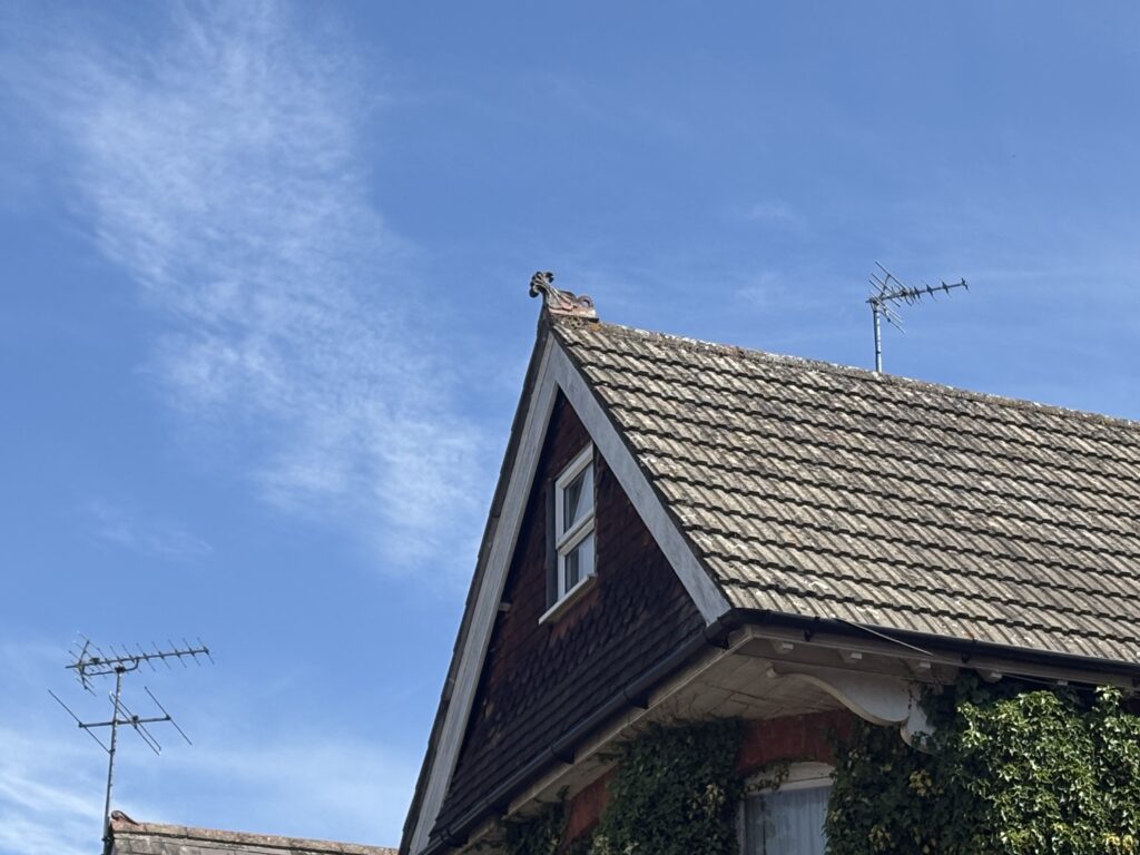 Finial in Beaconsfield Road