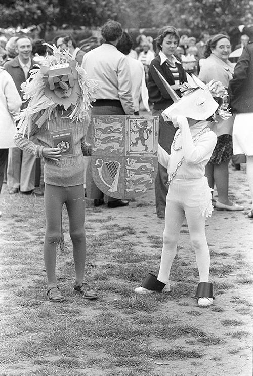 Silver Jubilee costumes (image courtesy St Albans Museums).