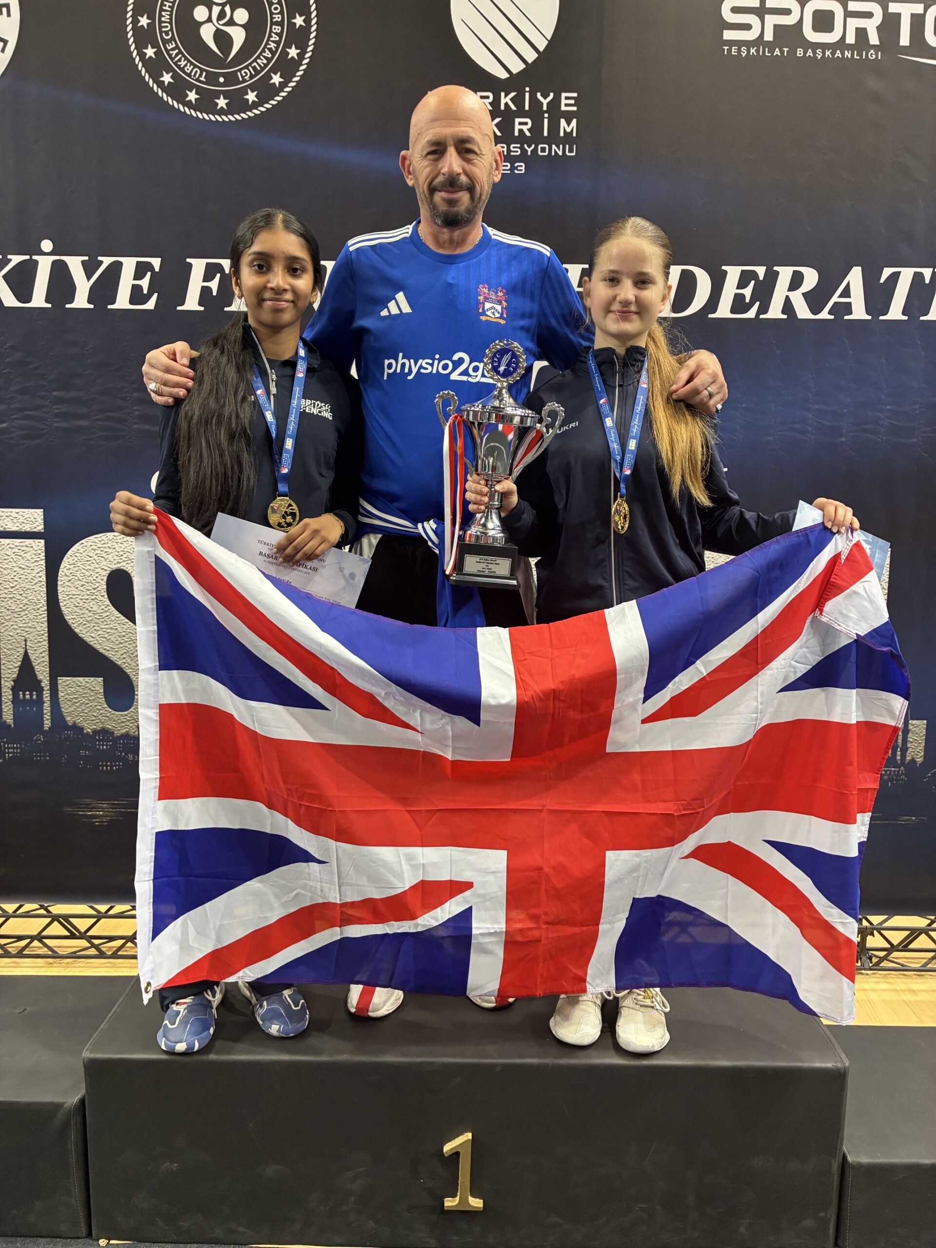 Thea Joseph - Karolina Kabelis – coach Niki Dinev - Istanbul U17 European Fencing Circuit