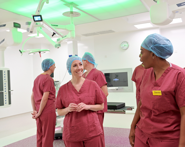 Daisy Cooper MP joins staff at St Albans City Hospital's new surgical centre.