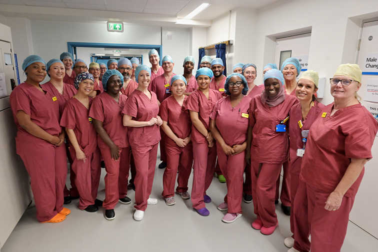 Daisy Cooper MP joins staff at St Albans City Hospital's new surgical centre.