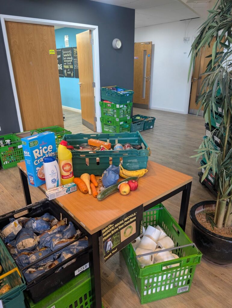 Verso Vineyard's food bank